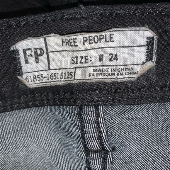 FREE PEOPLE low rise Black denim Jeans women’s size 24 - Picture 5 of 8
